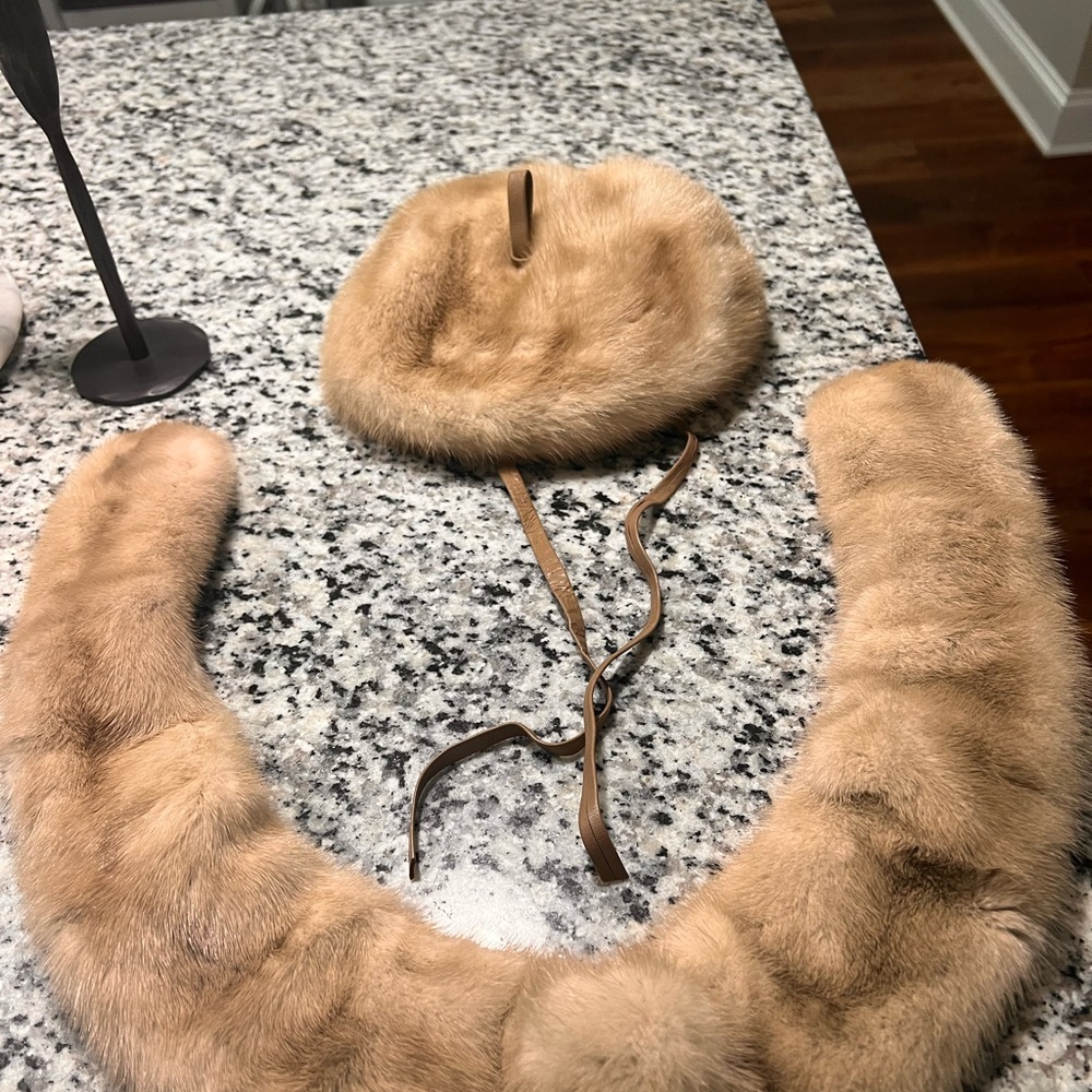 Elegant light Mink Fur Beret  and matching shawl